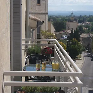 Maly Appart Avec Balcon Et 1 Studio En Rez-de-chaussée Appartement Vedène